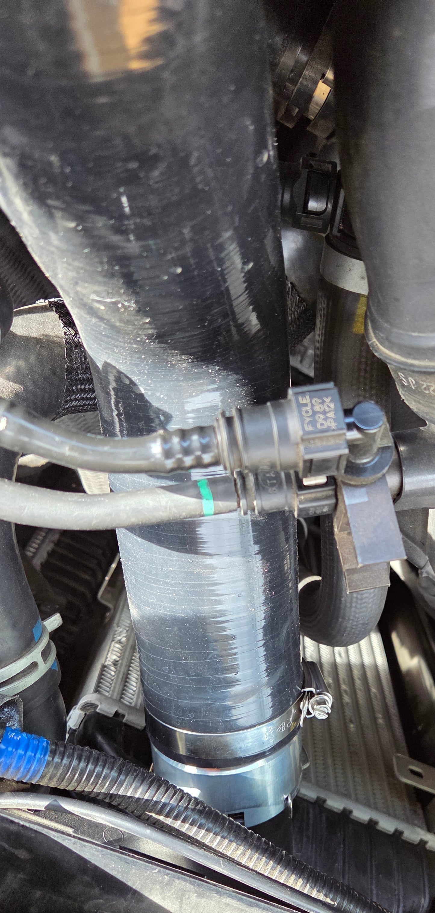 Hyundai Santa Cruz upper intercooler pipe